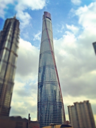 Shanghái está casi terminado el segundo edificio más alto del mundo