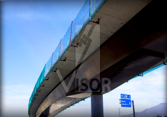 Visor-redes-de-seguridad-puentes-y-viaductos-sistema-anclaje-vigas-doble-t